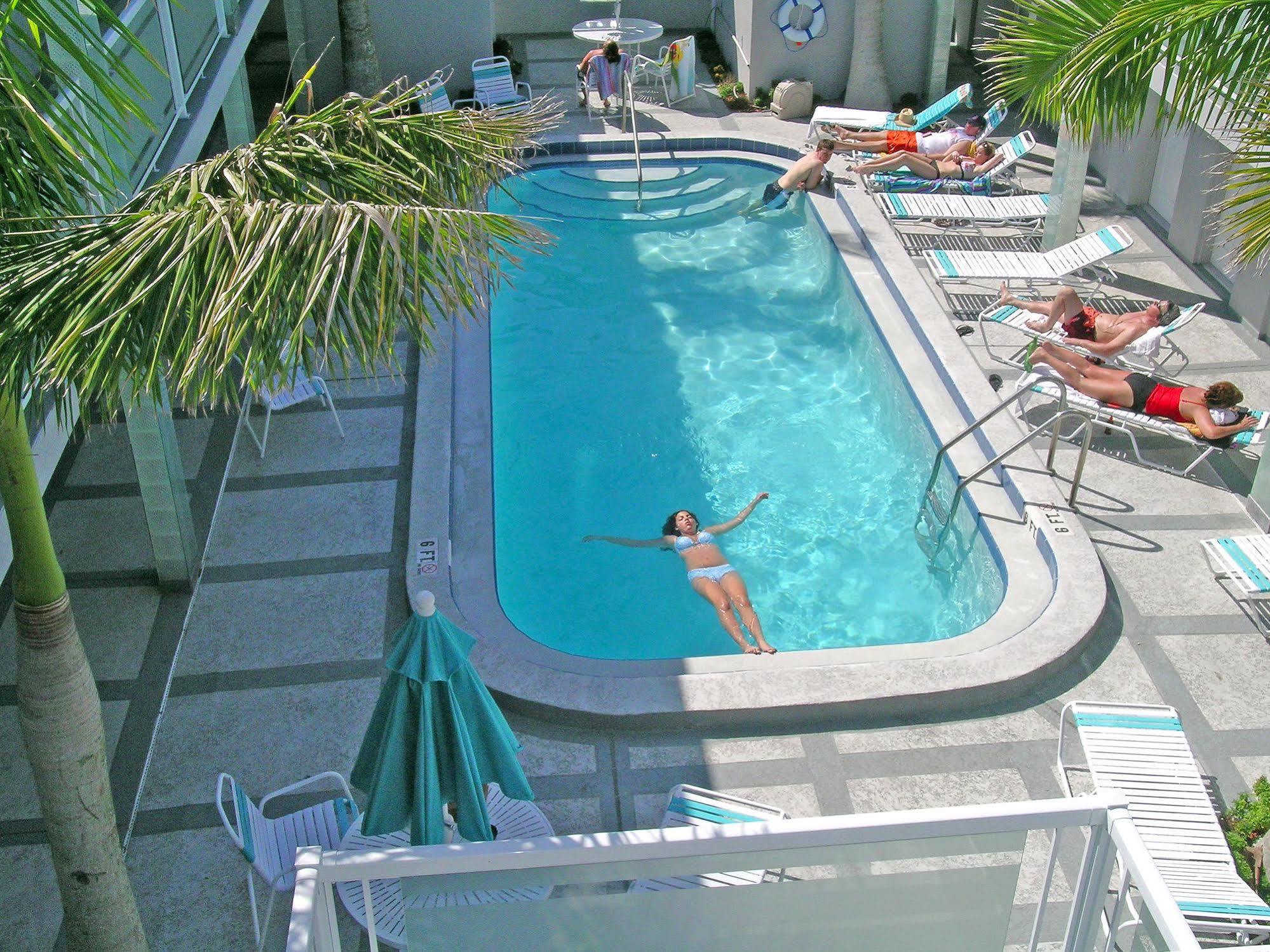 Camelot Beach Suites 클리어워터 비치 외부 사진