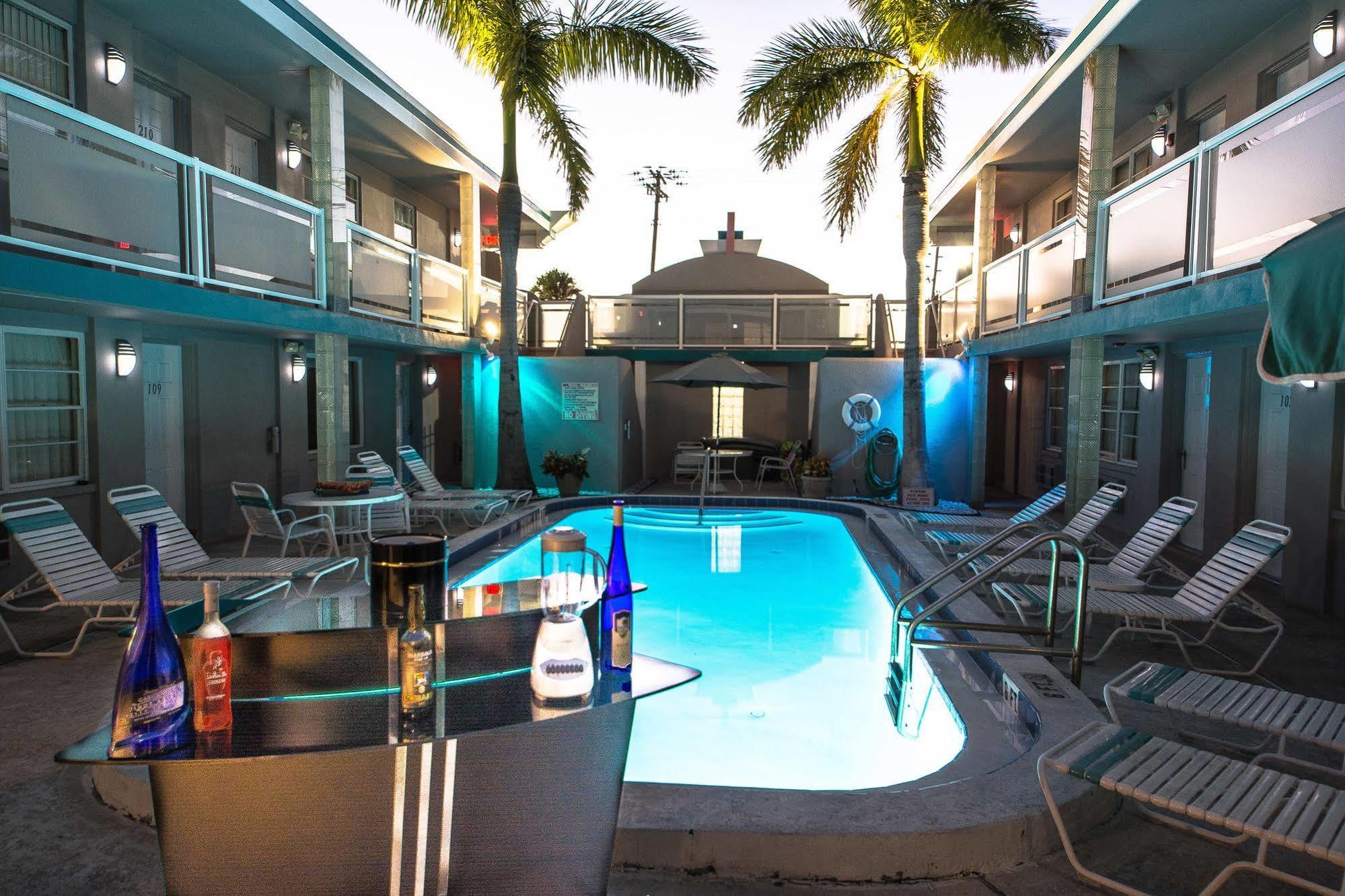 Camelot Beach Suites 클리어워터 비치 외부 사진